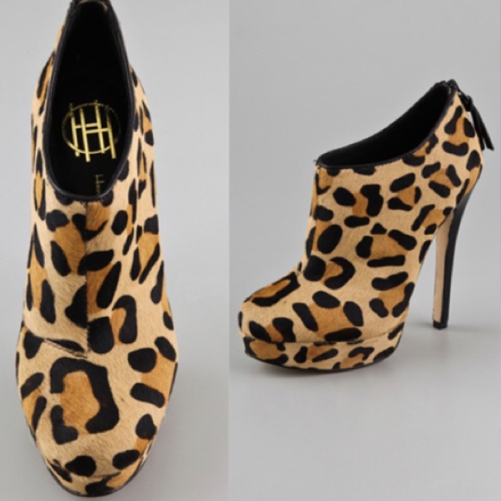 House of Harlow Leopard Natalia Haircalf Bootie 🐆